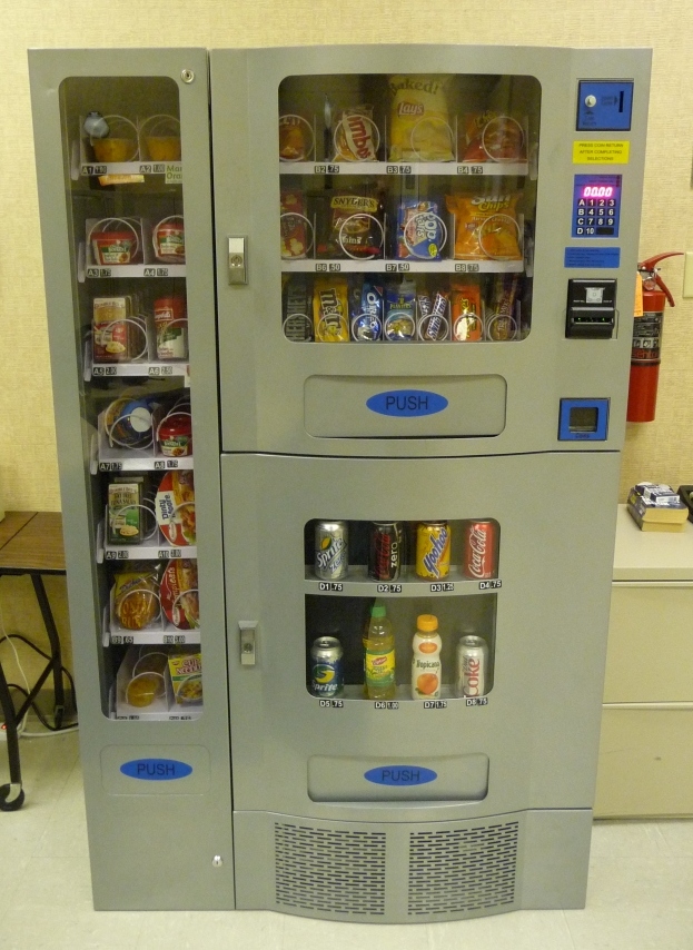 2008 Antares / Purco 3 pc Office Deli Vending Machine Allsold.ca